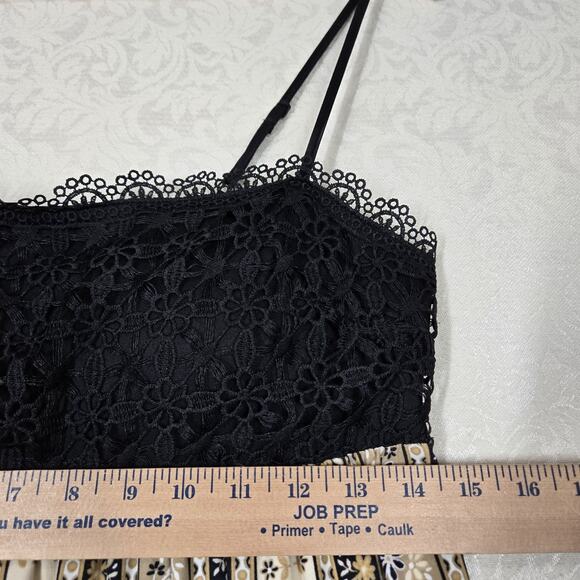 No Boundaries Maxi Dress sz M Black Tan Strappy Tiered Crochet Lace Boho - Picture 14 of 16